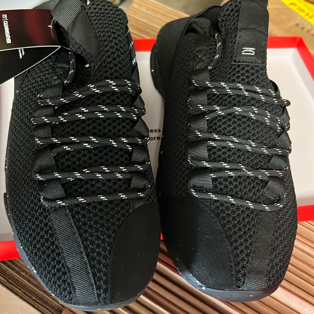 NWT Clearweather The Interceptor Black